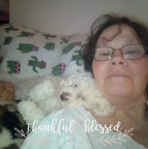 Meet your Posher, Debbie